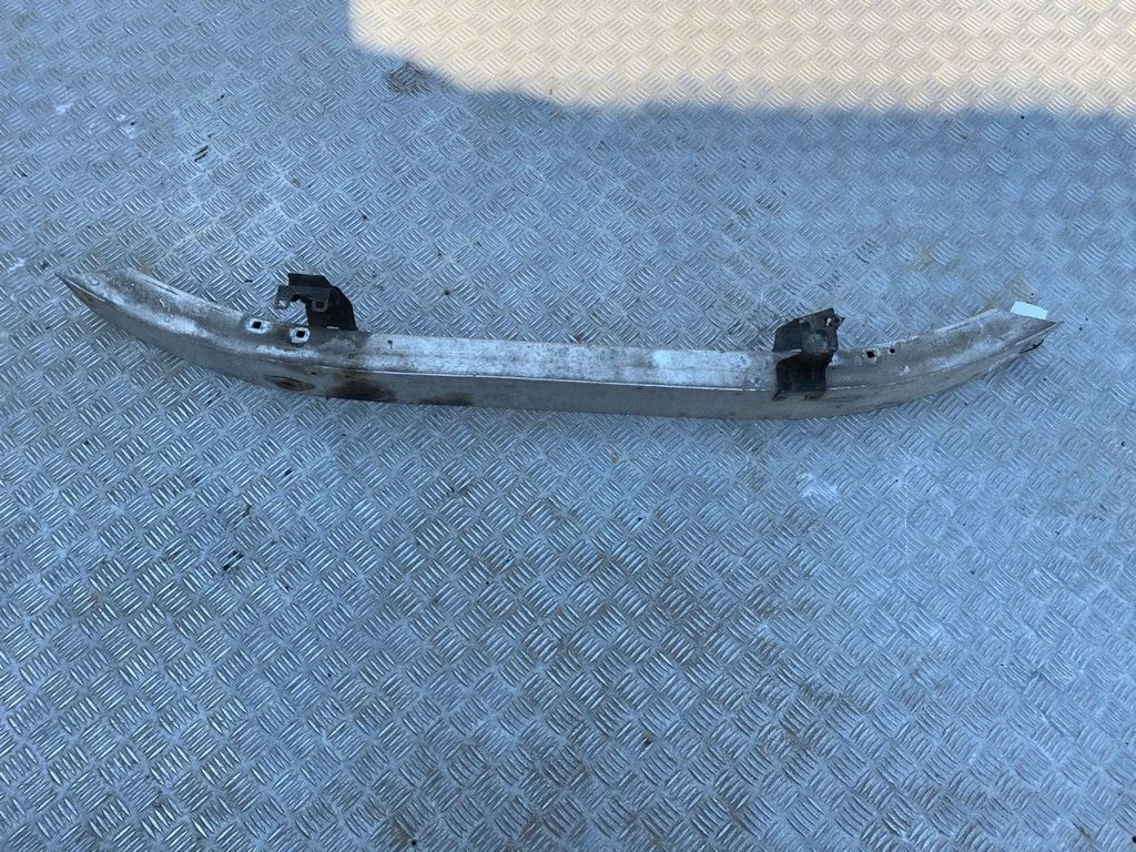 Front bumper cross member