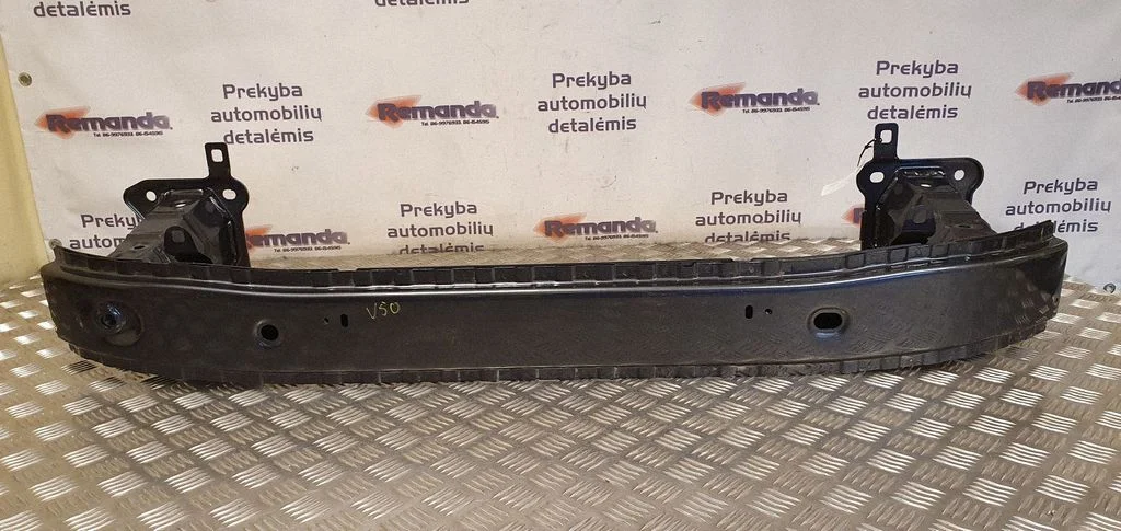 Priekšējā bampera šķērssija