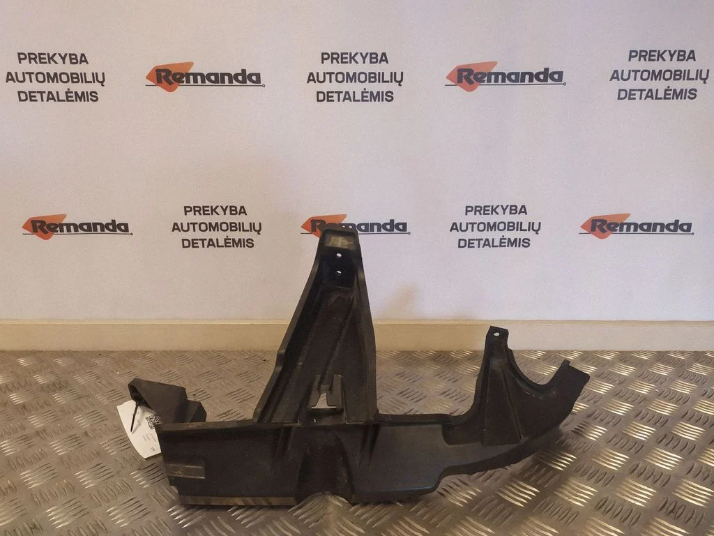 Priekšējā bampera turētājs 3414310