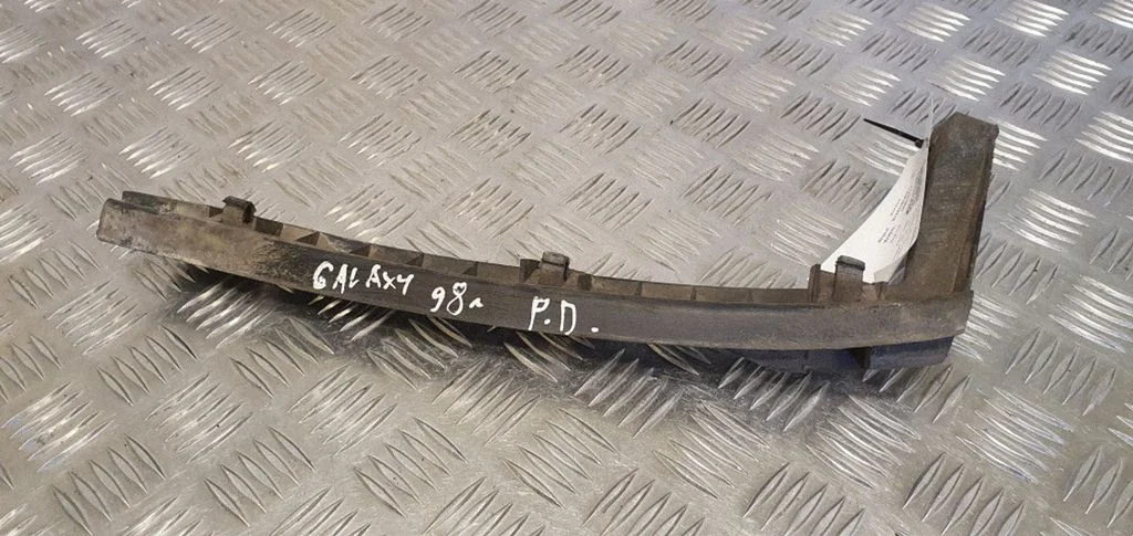 Front bumper mounting bracket – Ford Galaxy (1995-2000)
