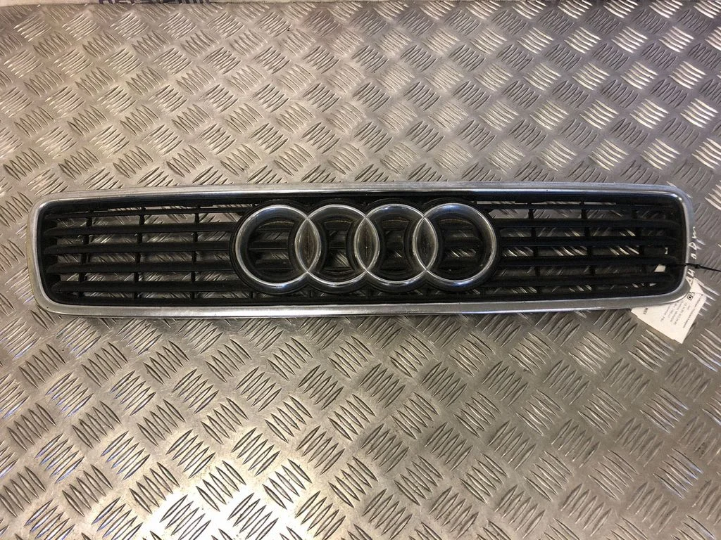 Augšējās restes – Audi A4 S4 B5 8D (1999-2000)