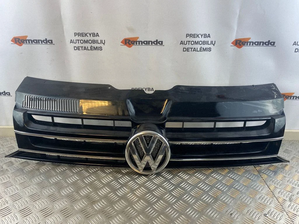 Front bumper upper radiator grill 7E5853651