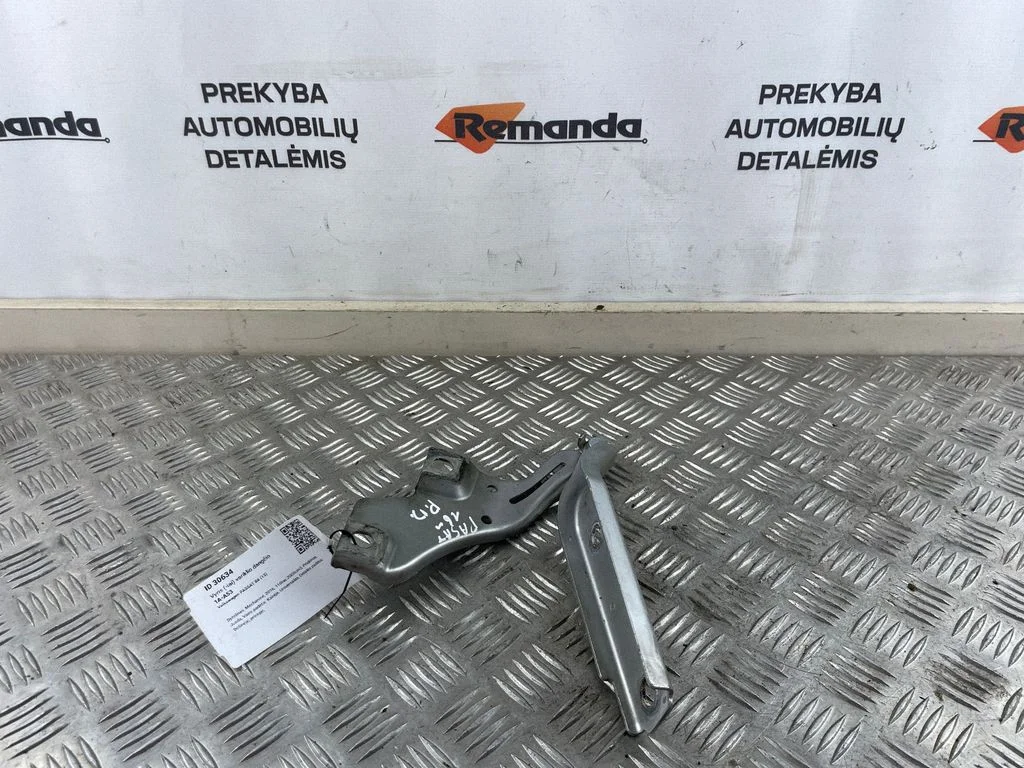 Engine bonnet/hood hinges 3G0823302