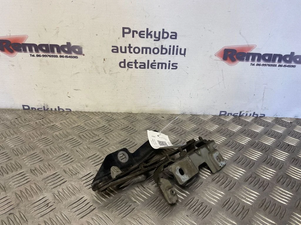 Engine bonnet/hood hinges – Opel Insignia A (2008-2017)
