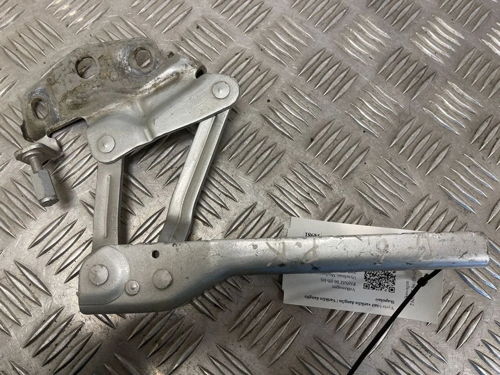 Engine bonnet/hood hinges 300823301D