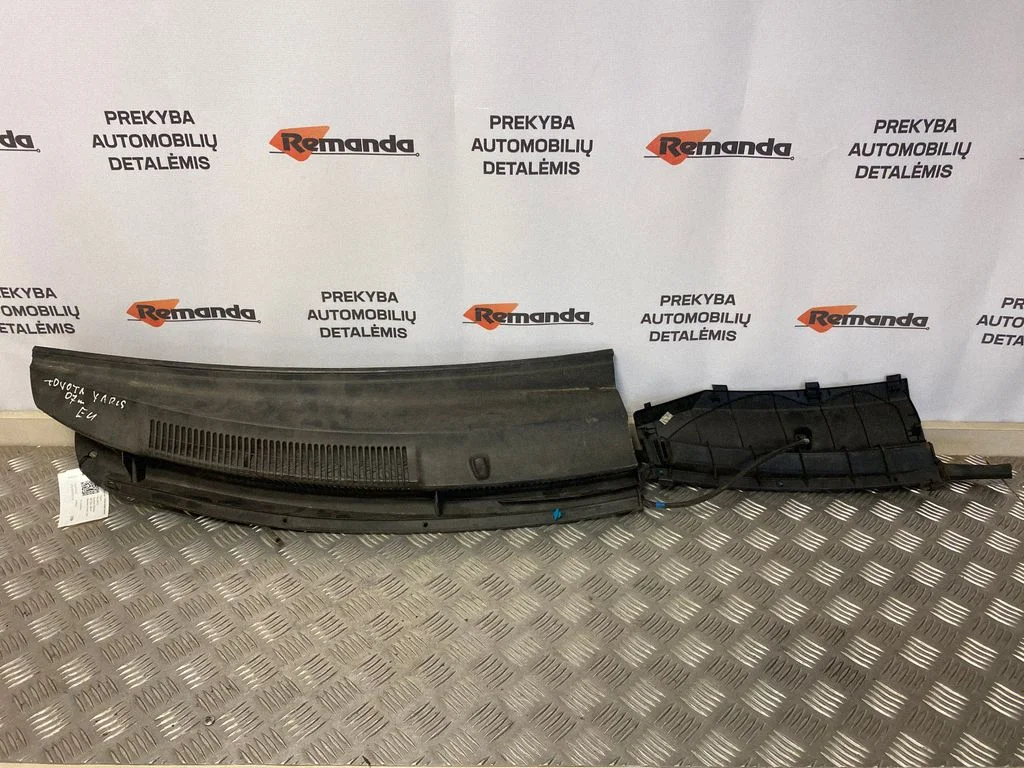 Wiper trim 557810D100