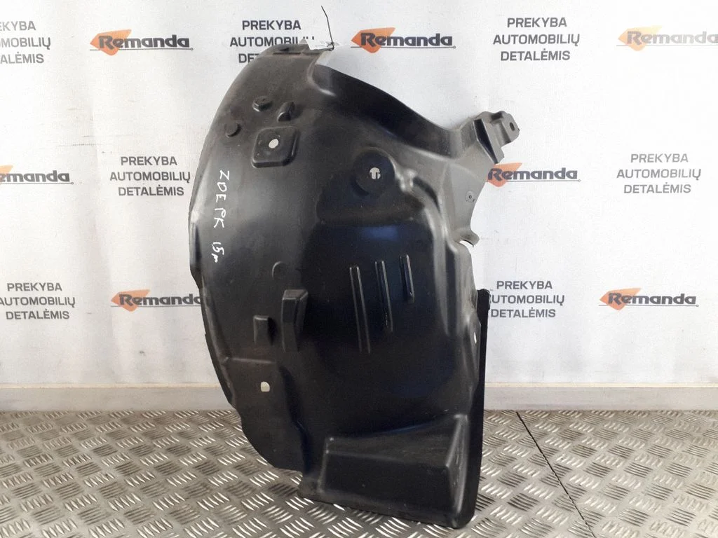Front wheel arch liner splash guards 638434620R