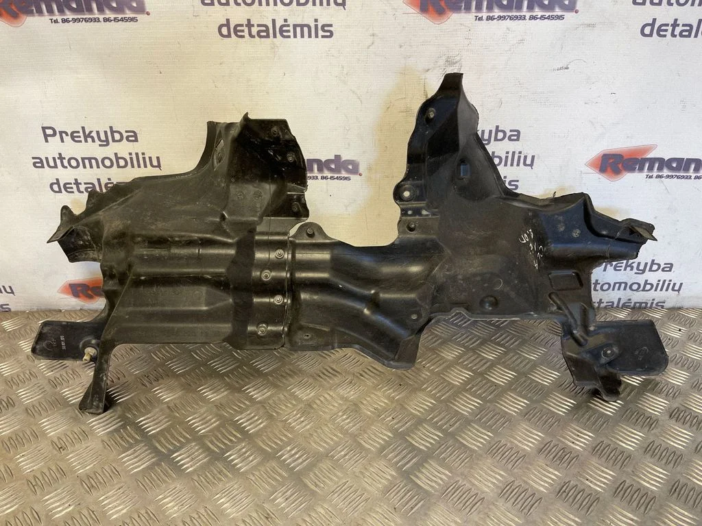 Engine splash shield/under tray A2465201323