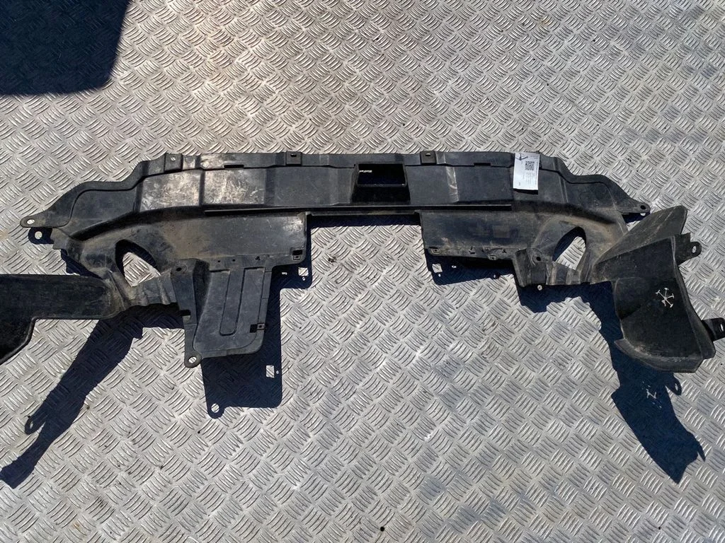 Engine splash shield/under tray 74111SWAG000