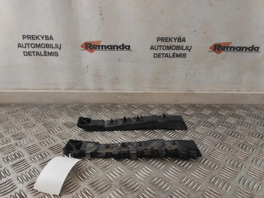 Aizmugurējā bufera turētājs 866141H200