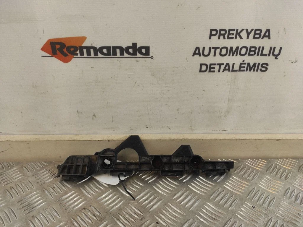 Rear bumper mounting bracket 5215542040