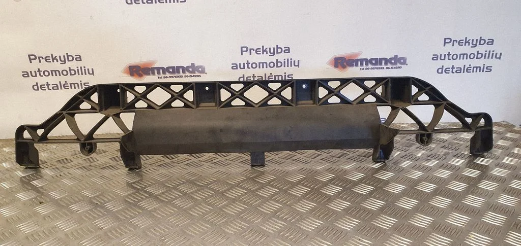 Aizmugurējā bufera turētājs 4L0807329