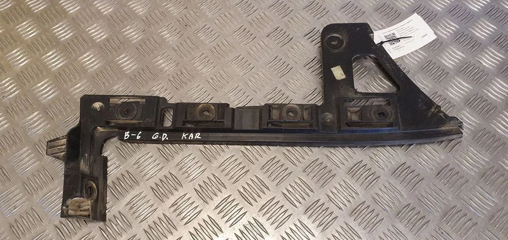 Rear bumper mounting bracket 3C9807394