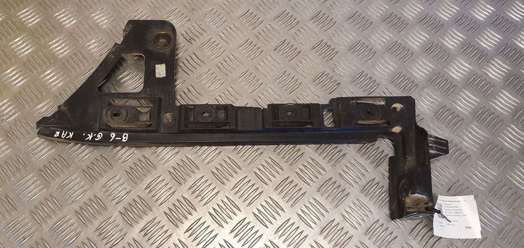 Rear bumper mounting bracket 3C9807393