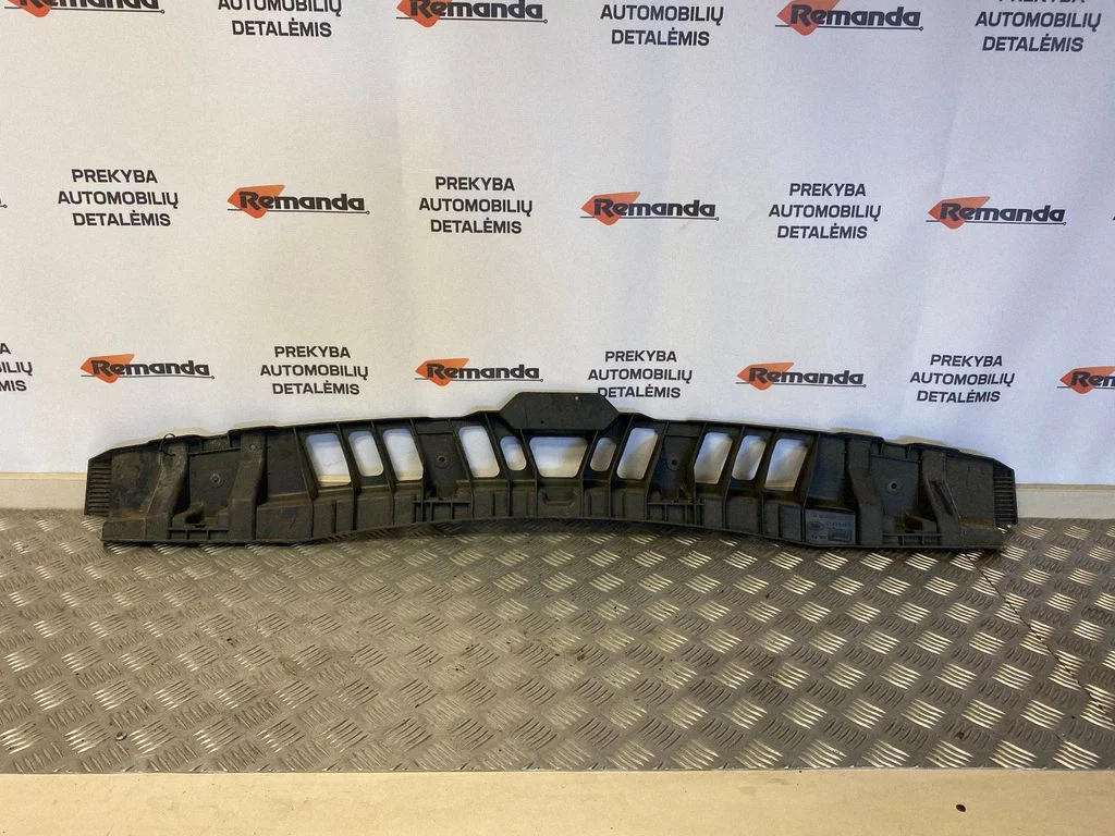Rear bumper mounting bracket DQN500011