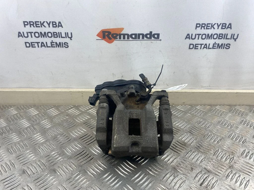Zacisk hamulcowy tylny – Toyota RAV 4 (XA50) (2018-)