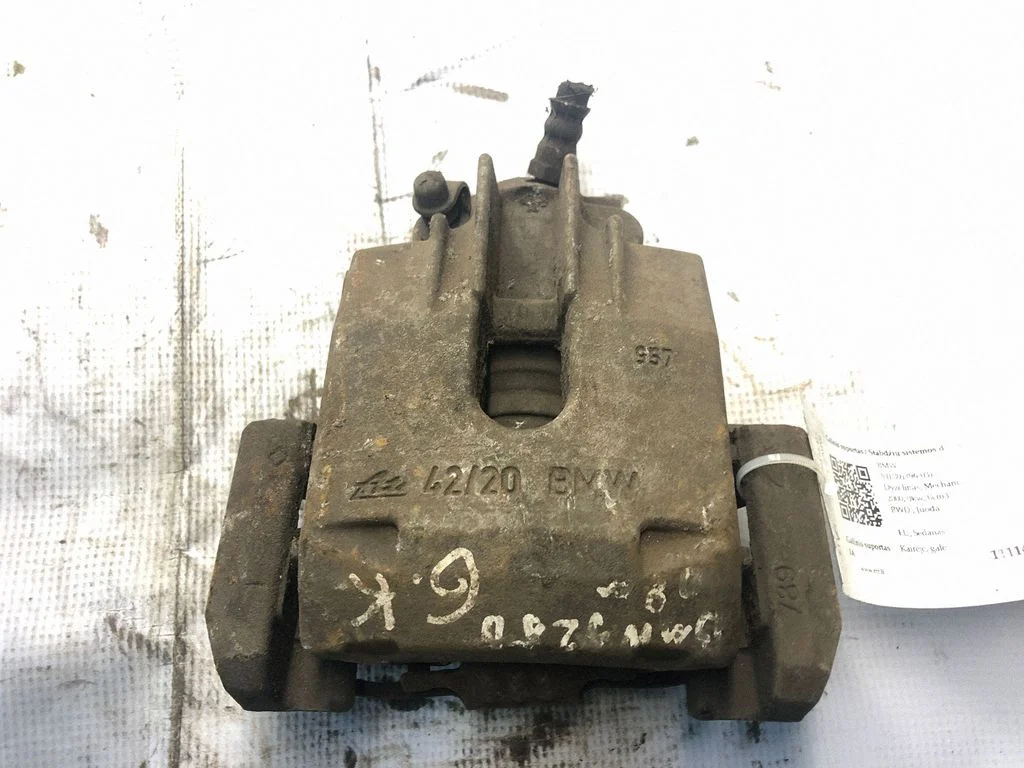 Rear brake caliper – rear left
