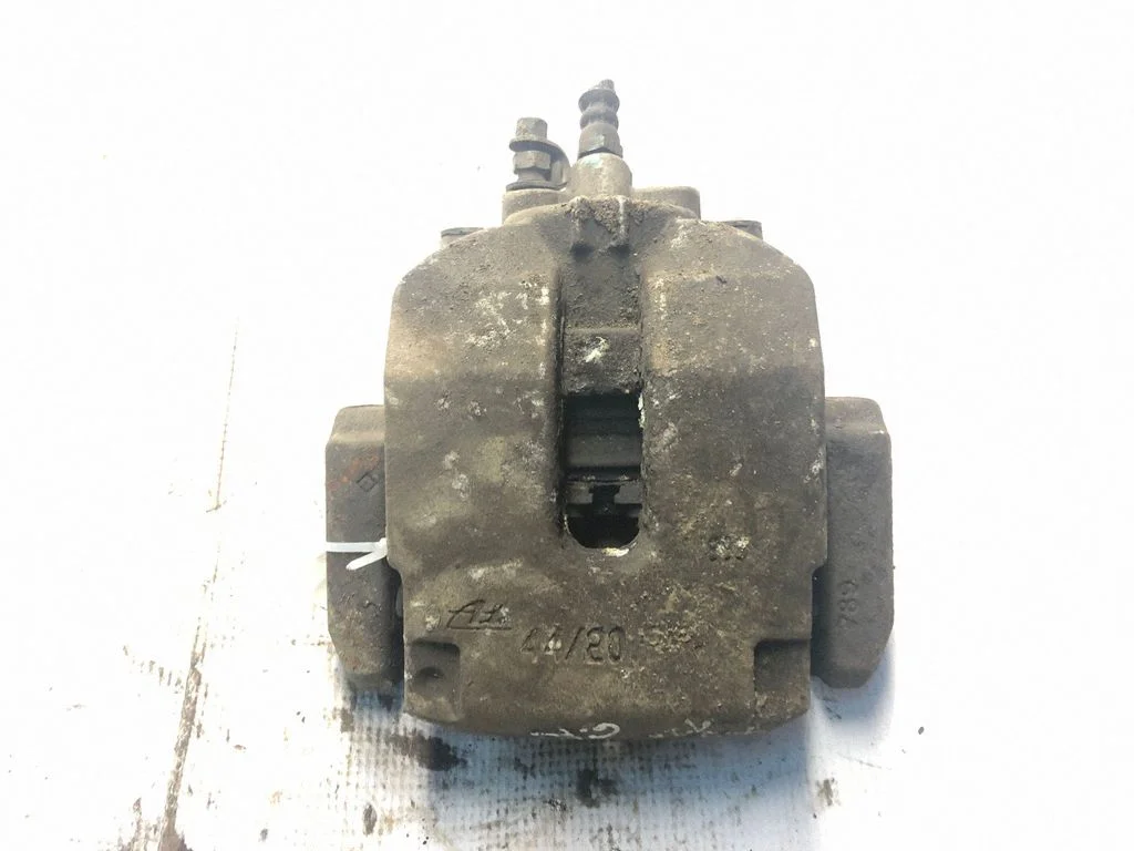 Rear brake caliper – rear left
