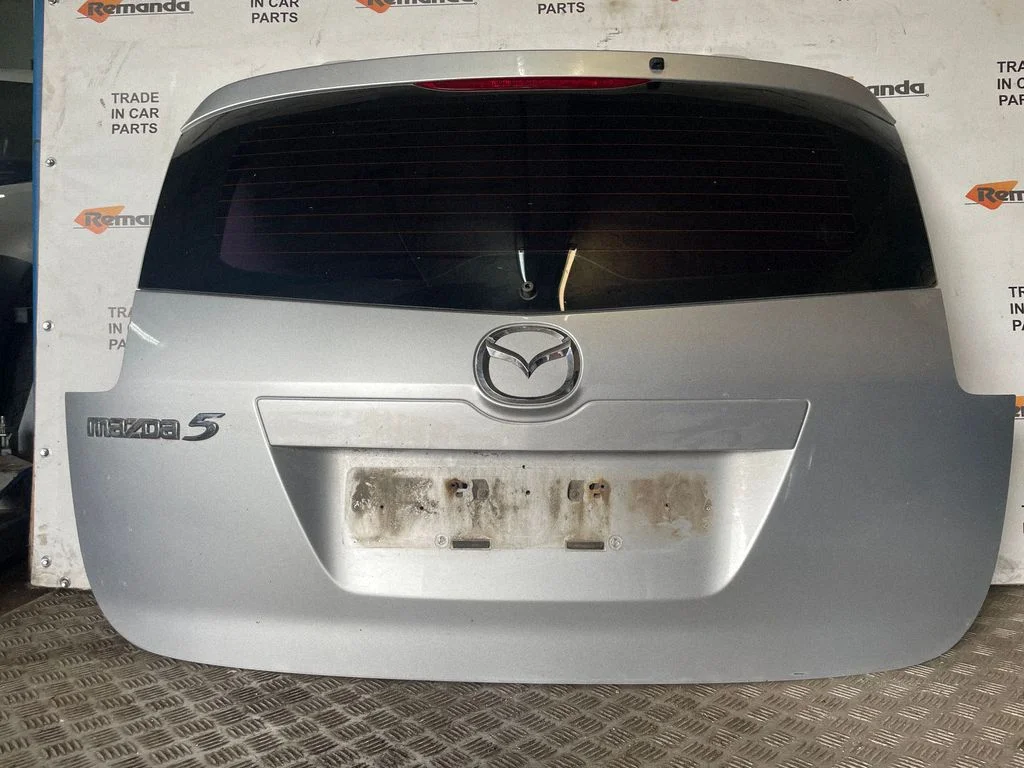 Tailgate/trunk/boot lid – rear