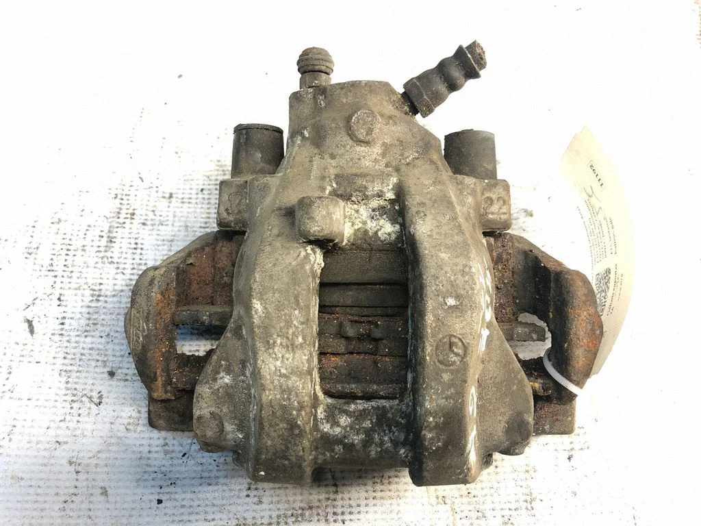 Rear brake caliper – rear left