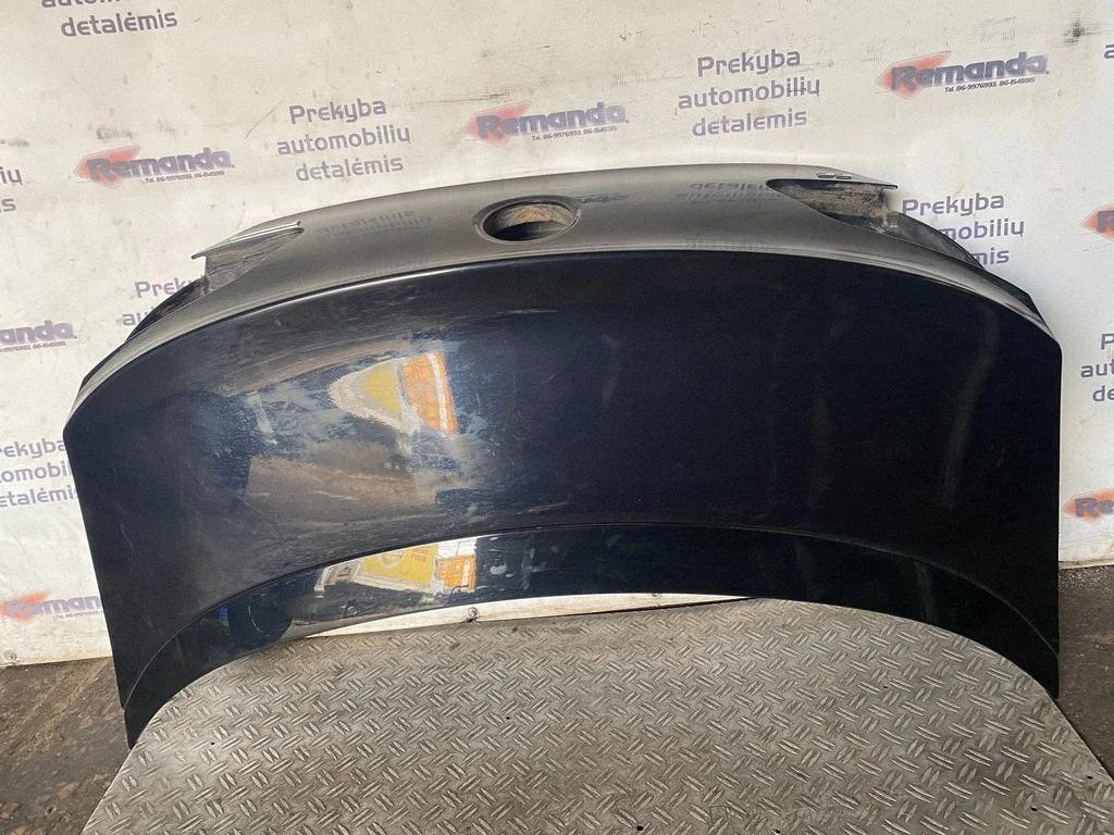 Aizmugurējais vāks (bagāžnieka) – aizmugurējā