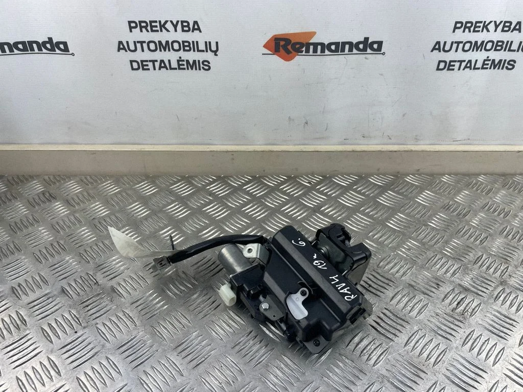 Tailgate/trunk/boot lock/catch/latch 1638000790