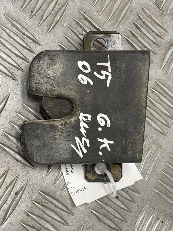 Tailgate/trunk/boot lock/catch/latch