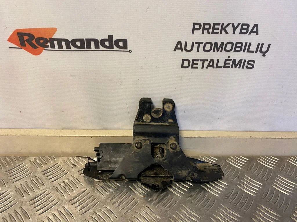 Aizmugurējā vāka slēdzene 7071594