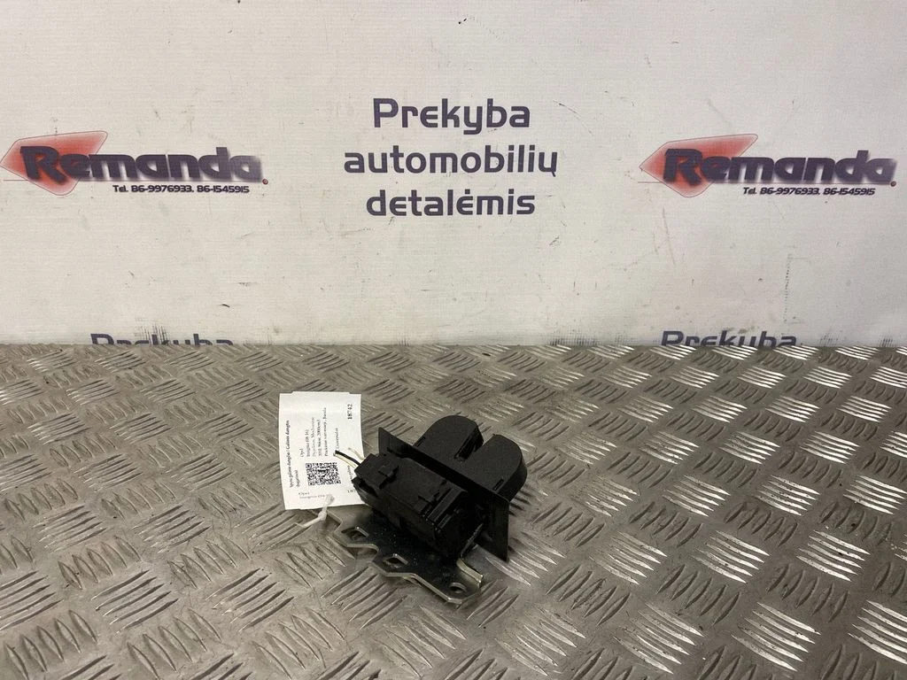 Zamek klapy bagażnika 13276273