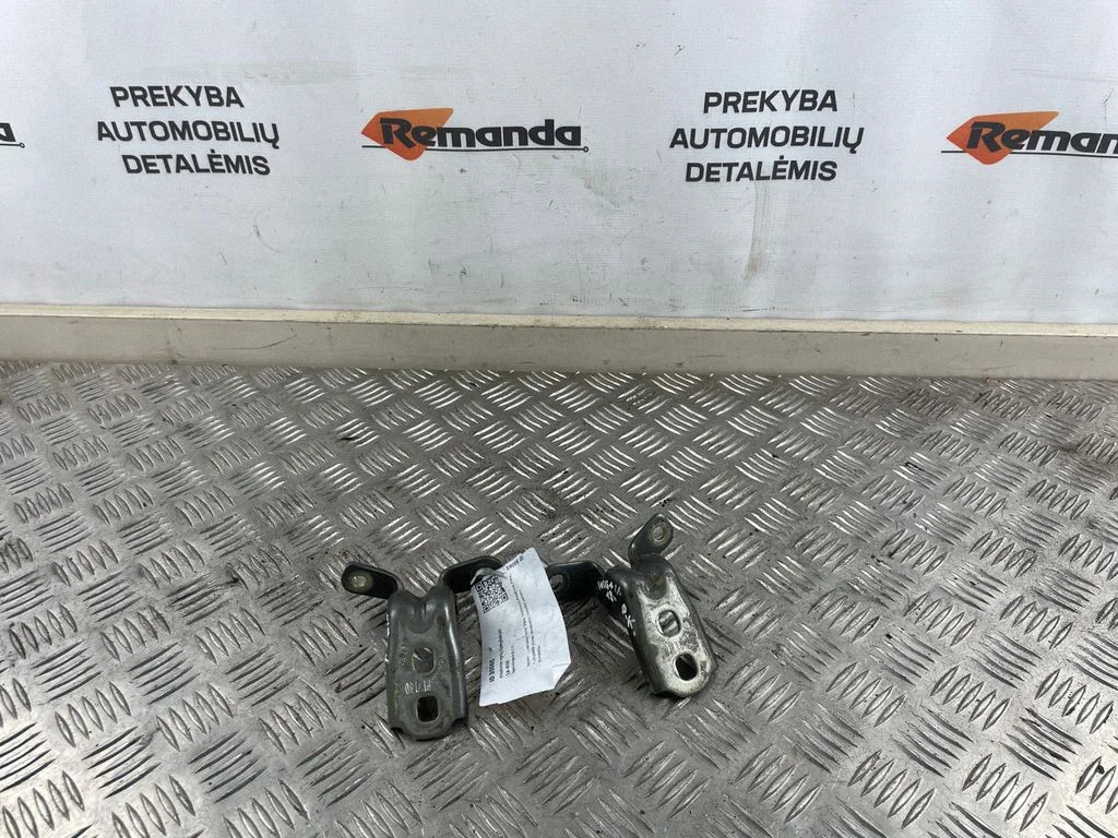 Priekinis vyrių komplektas