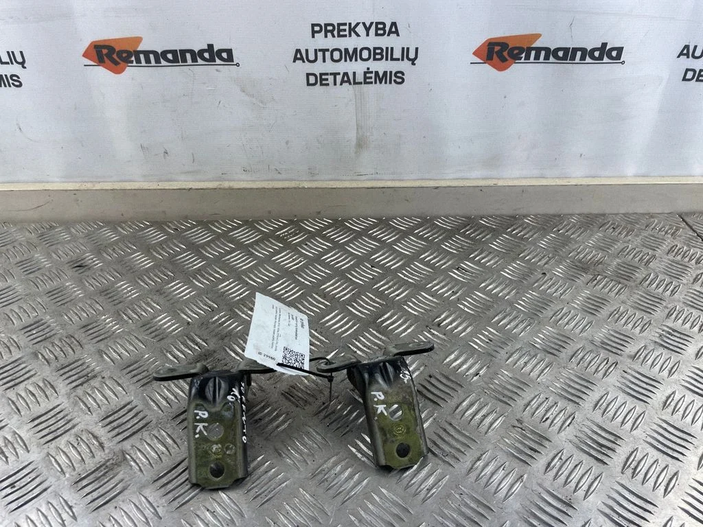 Priekinis vyrių komplektas