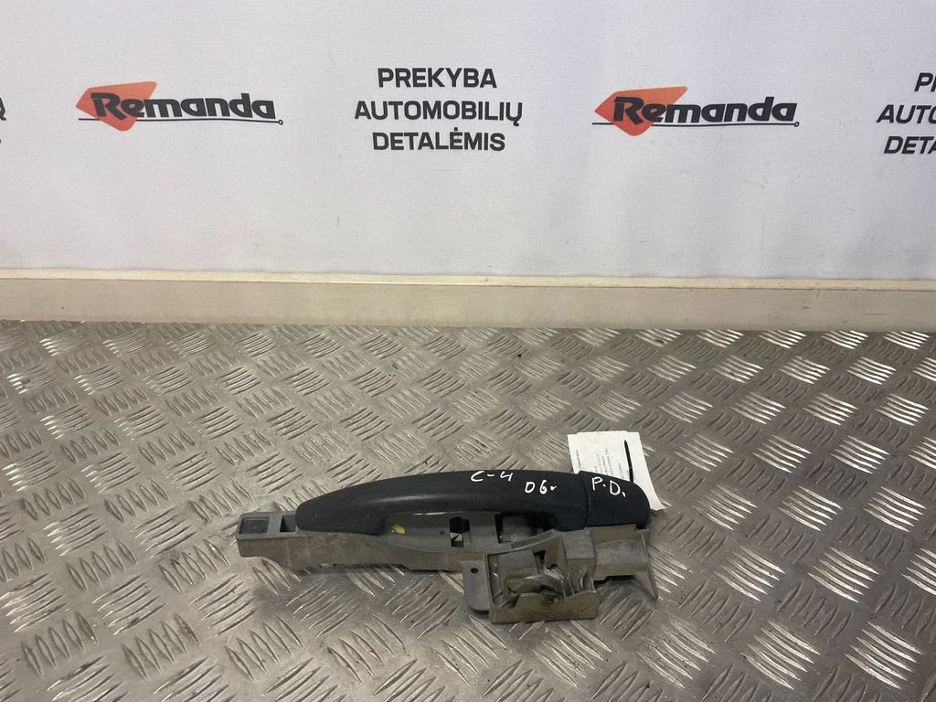 Rankena atidarymo išorinė