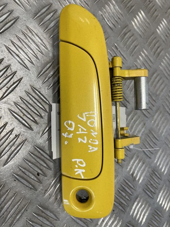 Front door exterior handle – front left