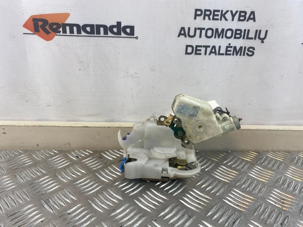 Priekinė durų spyna