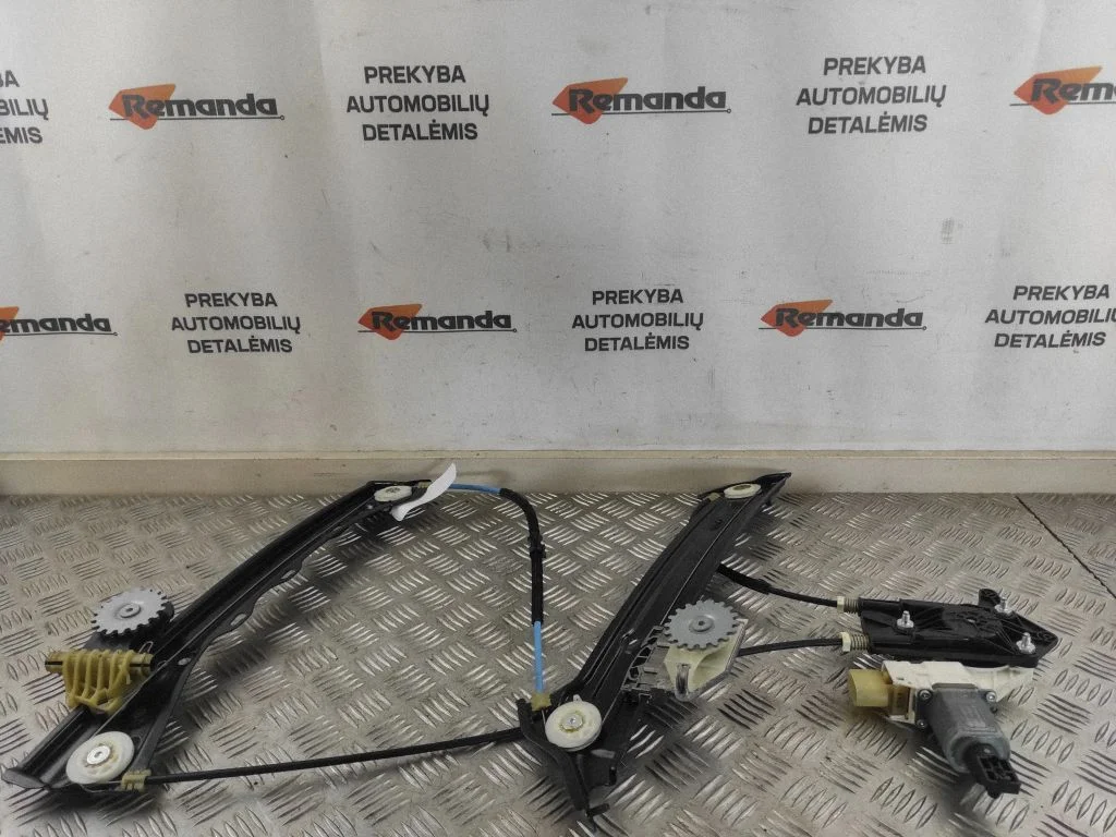 Priekinio el. lango pakėlimo mechanizmo komplektas