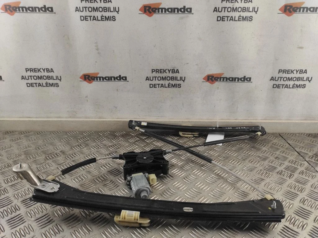 Priekšējā el. loga pacēlāja mehānisma komplekts 0130822076