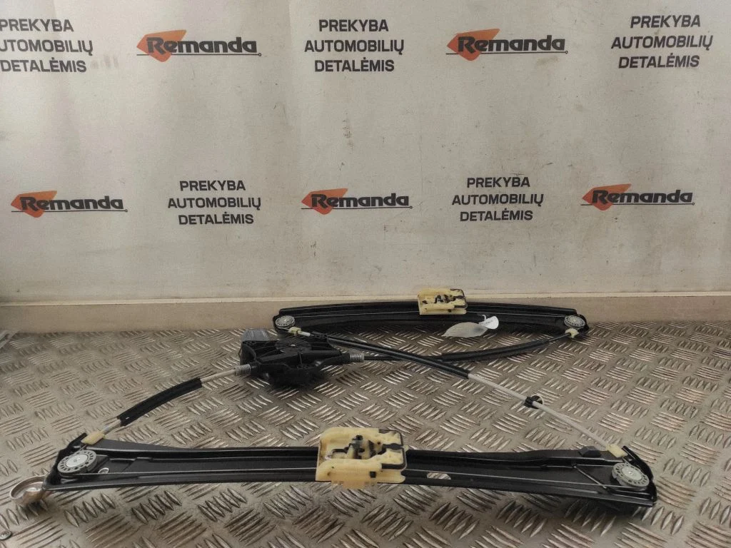 Priekšējā el. loga pacēlāja mehānisma komplekts 5NA837462A