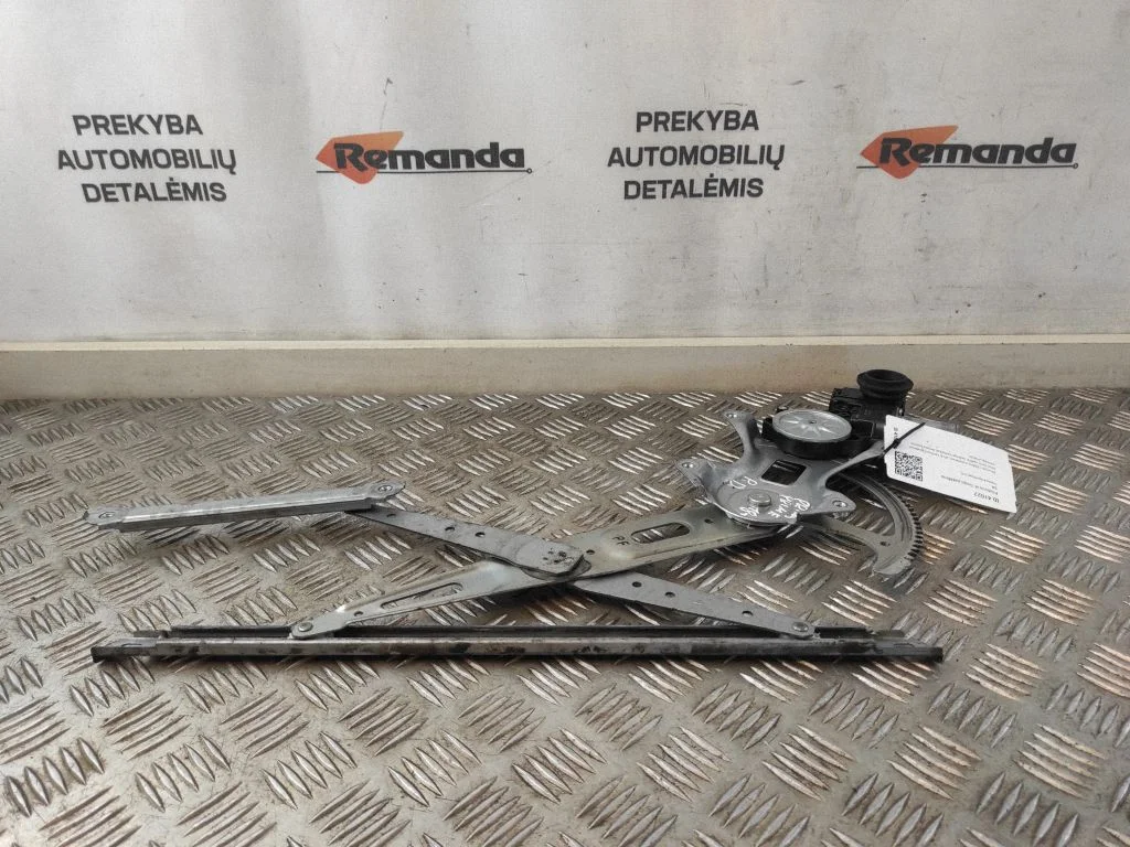 Front door window regulator with motor – Toyota Prius Prime (2017-)