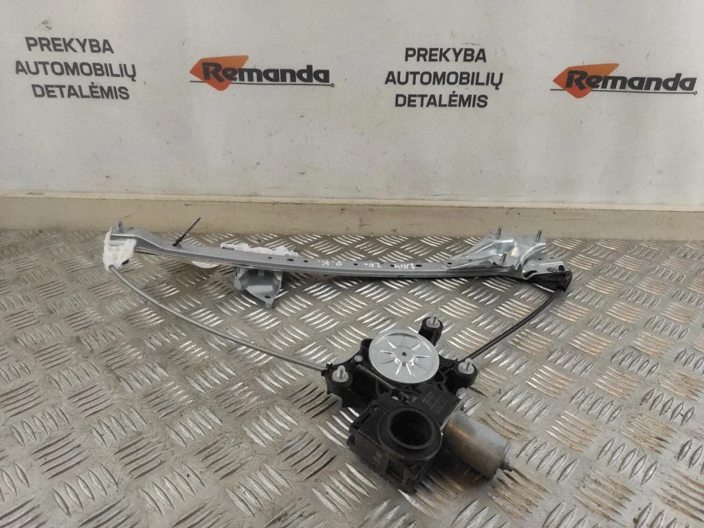 Priekšējā el. loga pacēlāja mehānisma komplekts – Toyota RAV 4 (XA50) (2018-)