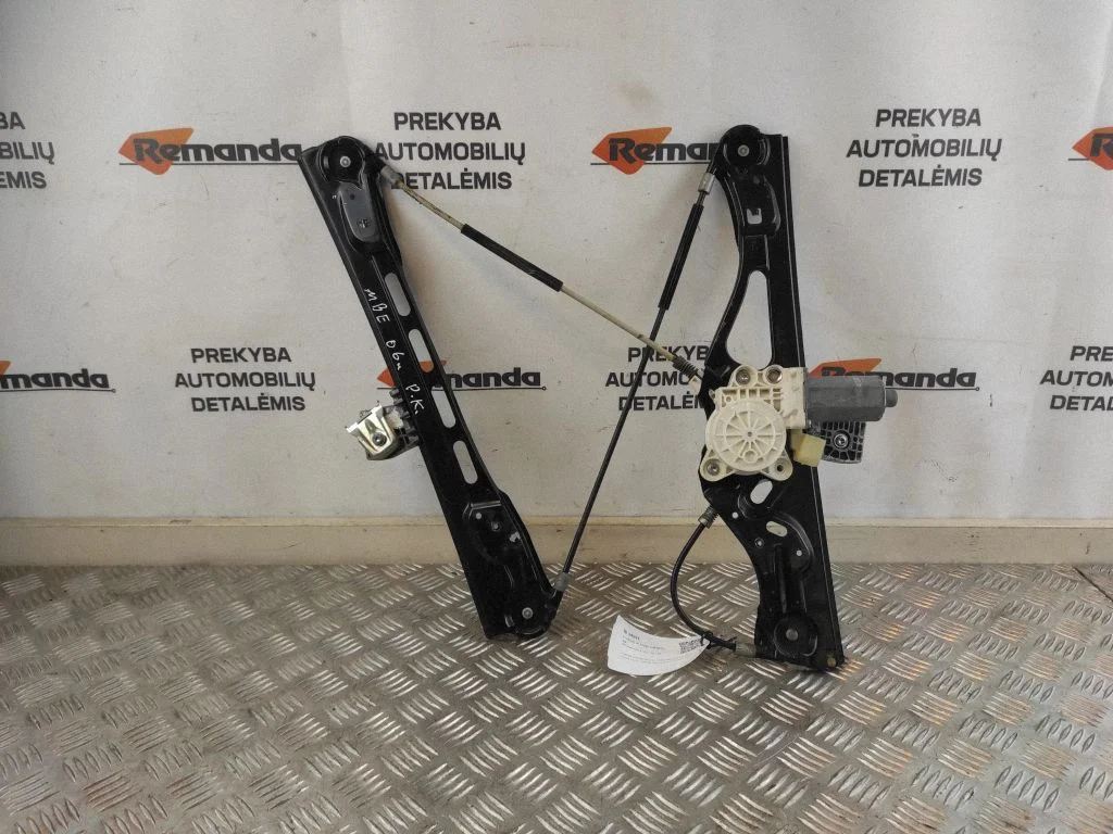 Priekšējā el. loga pacēlāja mehānisma komplekts A2117200146