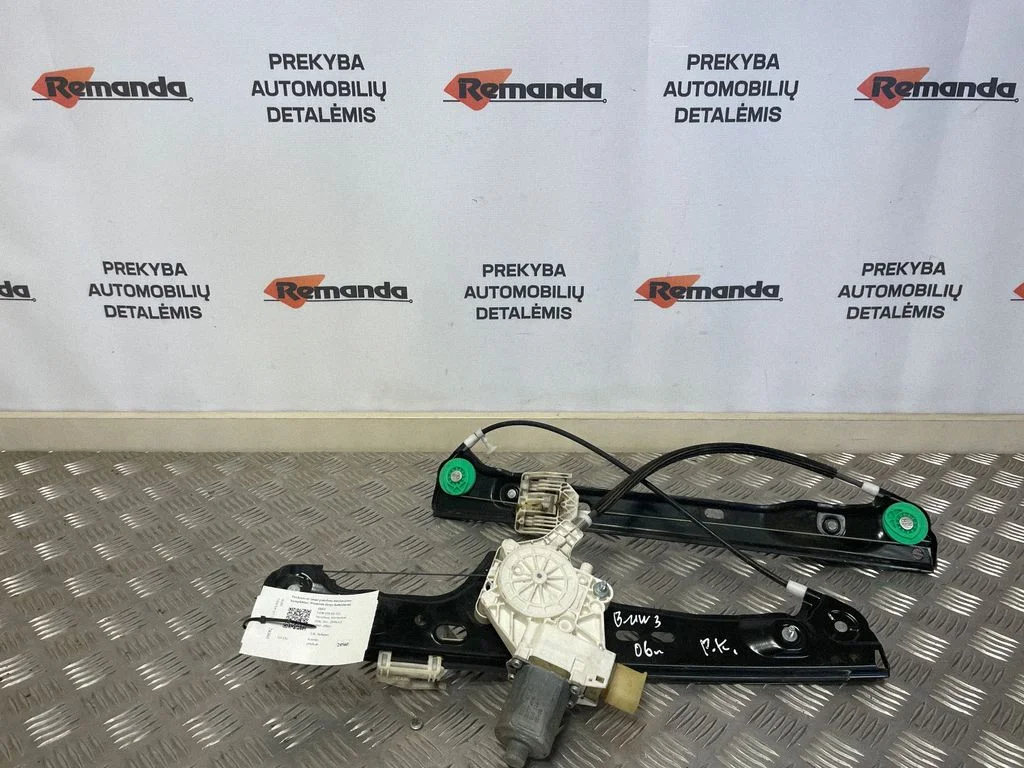 Priekšējā el. loga pacēlāja mehānisma komplekts – priekšējā kreisā