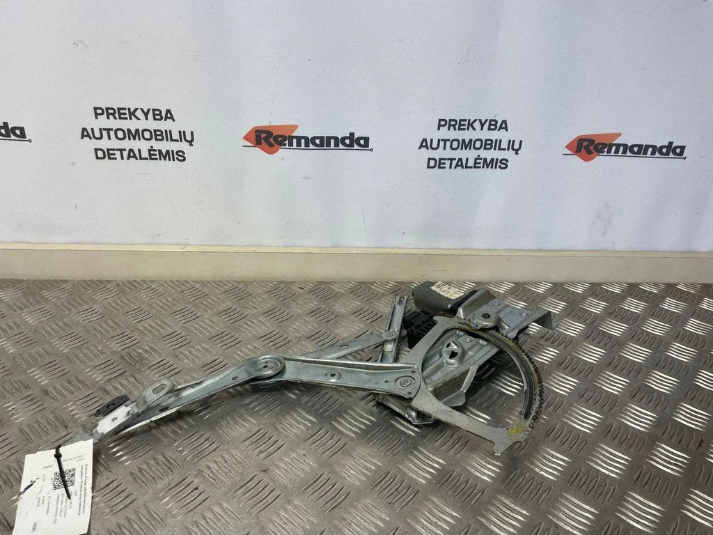 Priekšējā el. loga pacēlāja mehānisma komplekts – Opel Astra H (2004-2012)