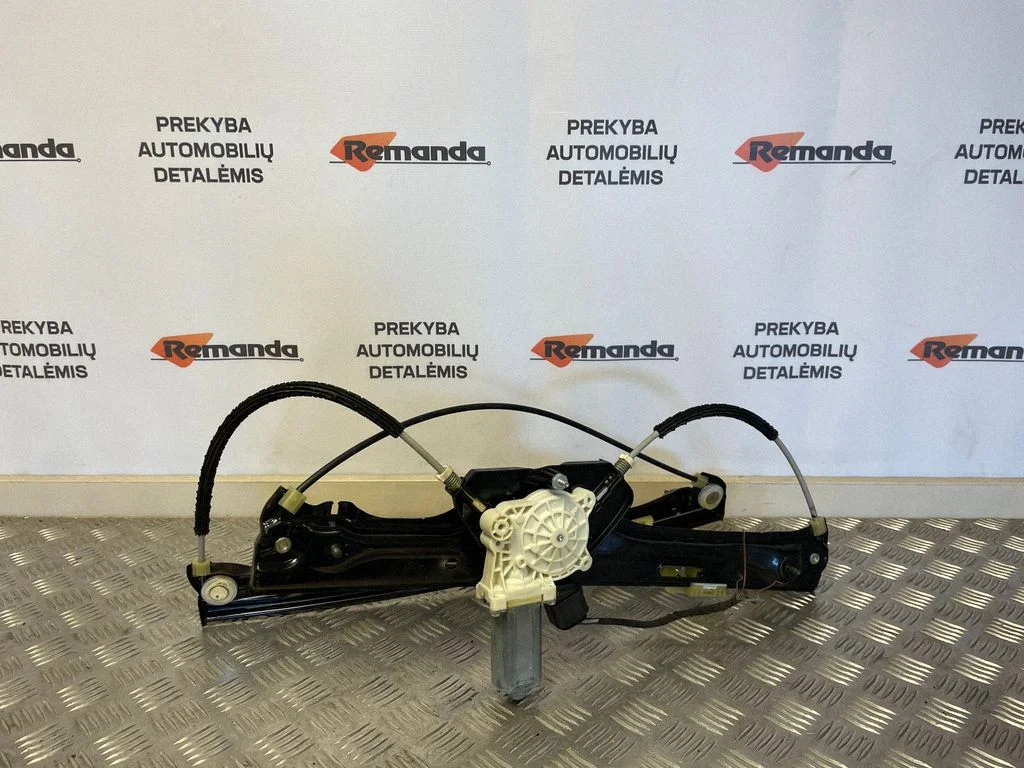 Priekinio el. lango pakėlimo mechanizmo komplektas