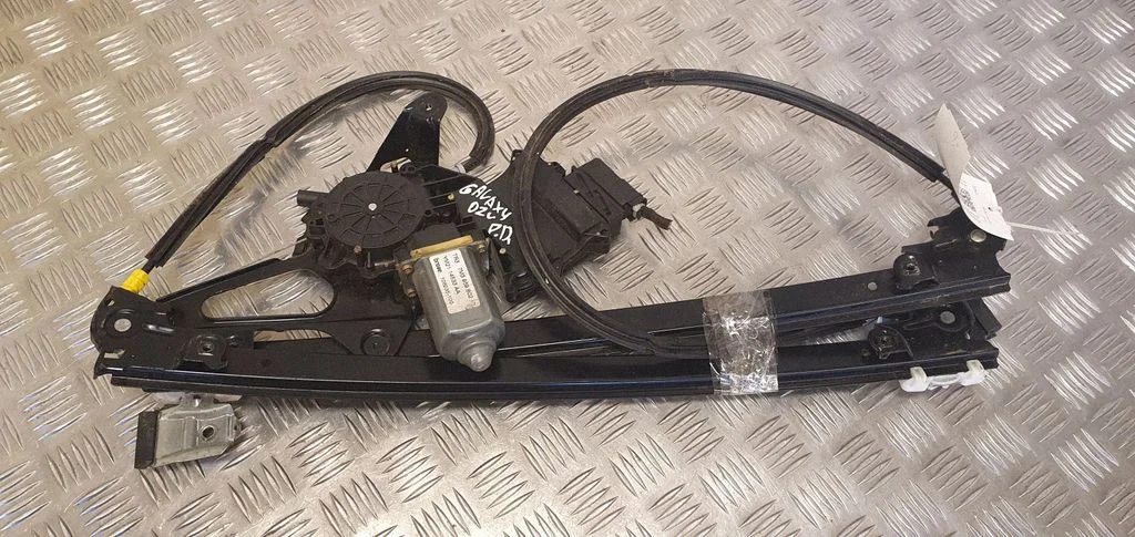 Front door window regulator with motor 7M3959802