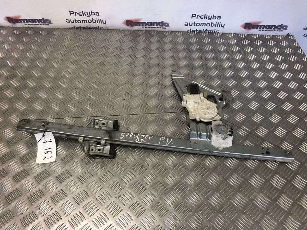 Priekinio el. lango pakėlimo mechanizmo komplektas
