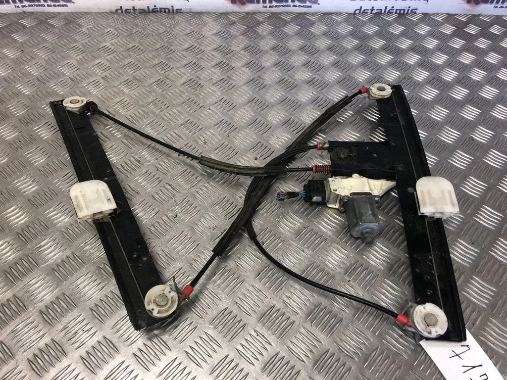 Front door window regulator with motor 0130822286