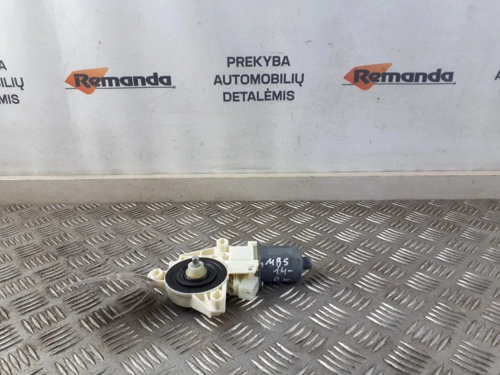 Front door window regulator motor 0130822756