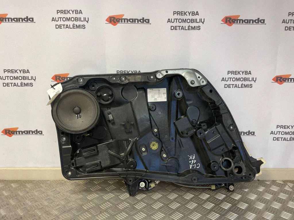 Esiukse aknatõstuk ilma mootorita – Mercedes-Benz CLA-klass C117 X117 W117 (2013-2019)