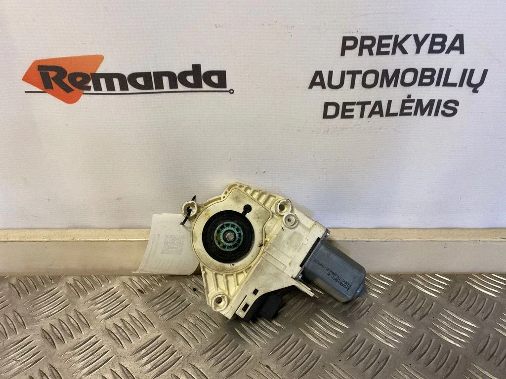 Front door window regulator motor 4F0959801B