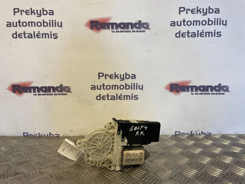 Priekšējā loga pacēlāja motoriņš 9776101430202